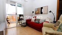 Sala d'estar de Apartament en venda en Guardamar del Segura amb Aire condicionat, Moblat i Balcó