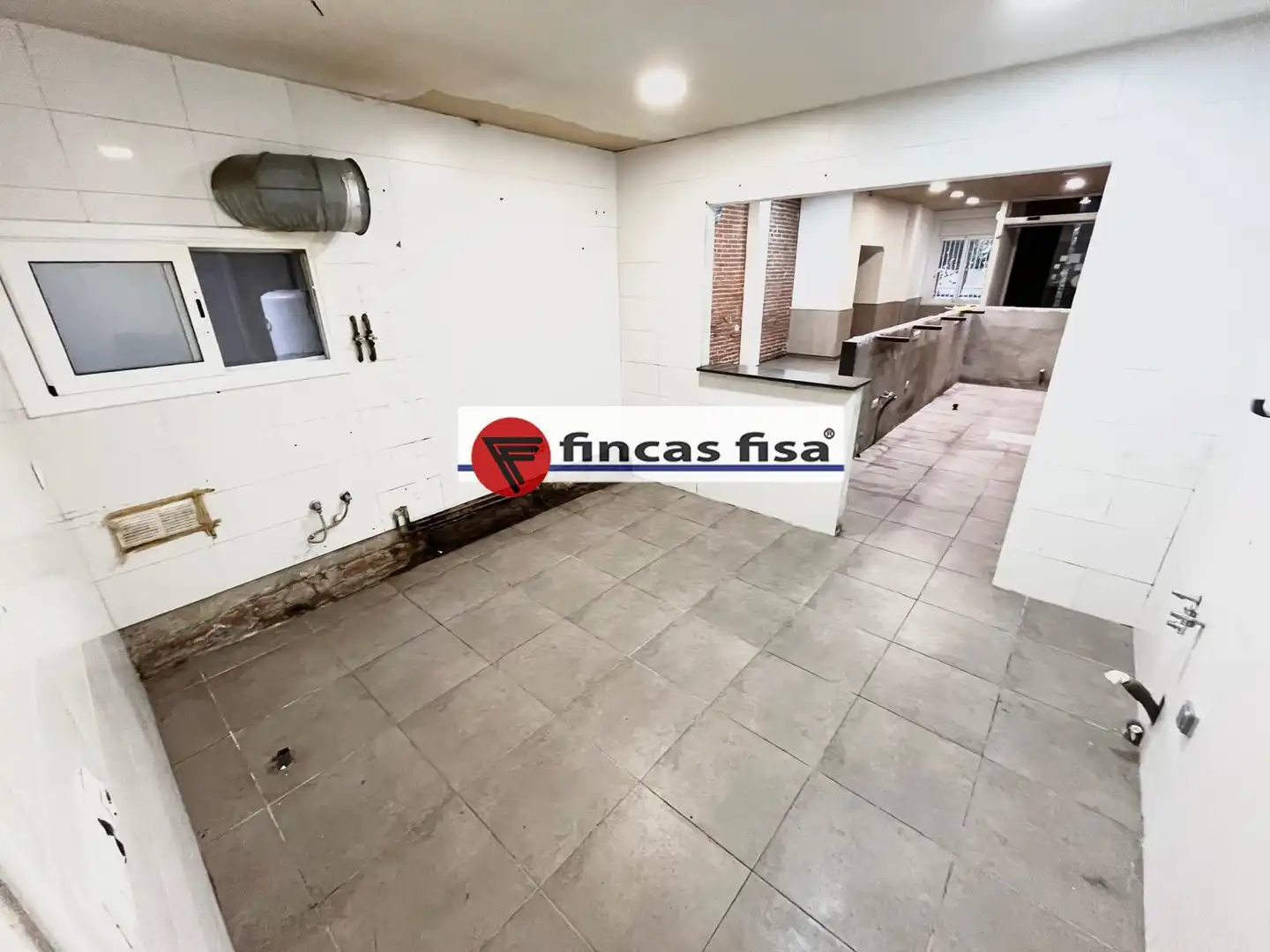 Local comercial en venda a Centre - Nucli Antic, imagen 2