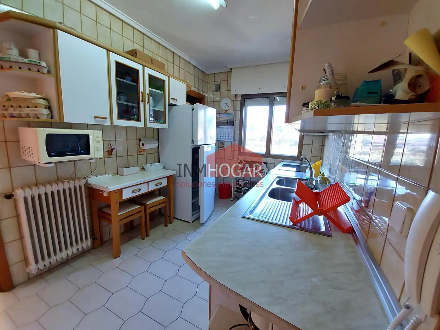Cuina de Casa o xalet en venda en Ávila amb Calefacció, Jardí privat i Traster