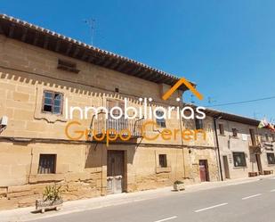 Vista exterior de Casa o xalet en venda en Baños de Rioja amb Jardí privat, Terrassa i Traster