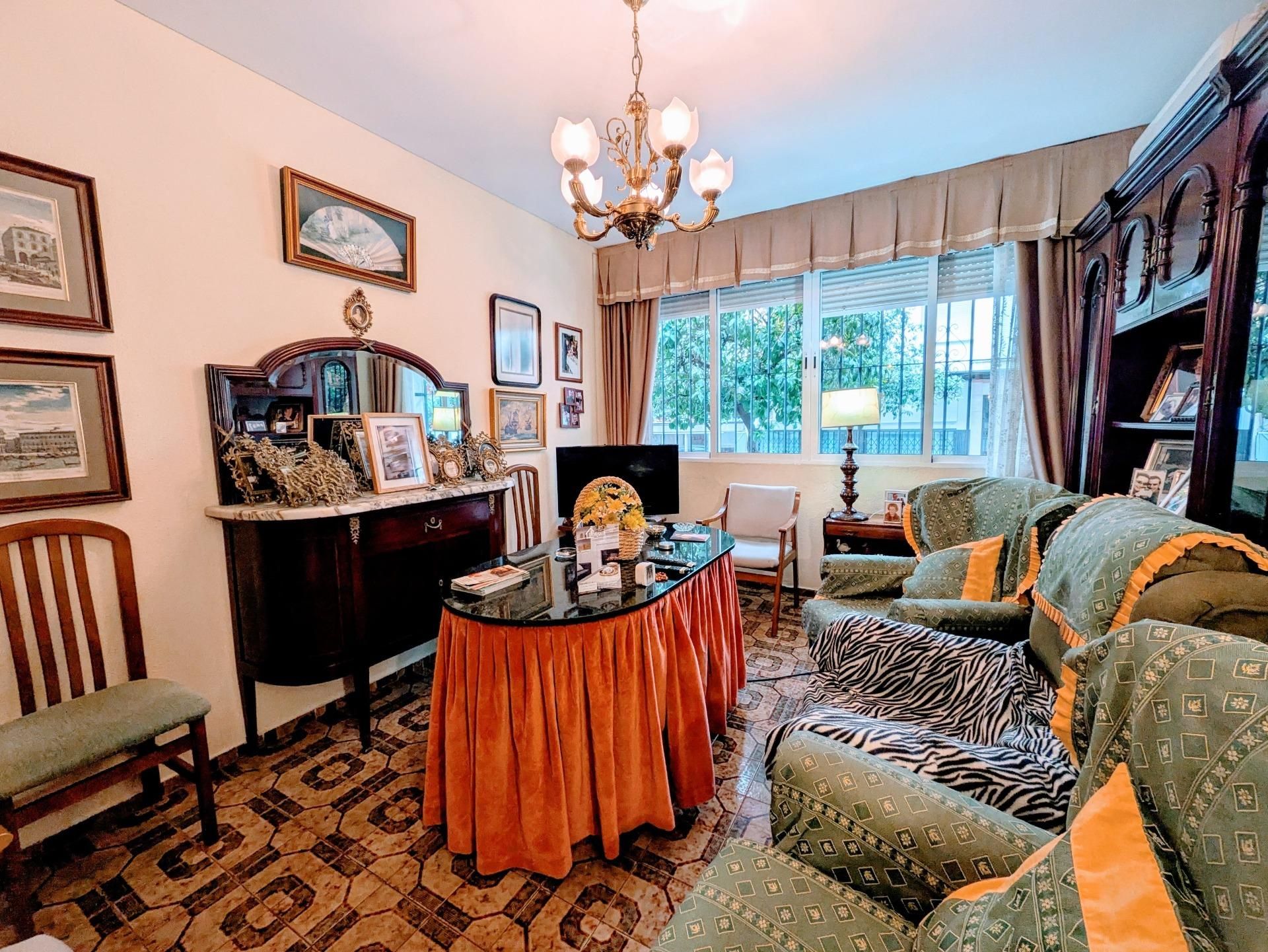 Living room of Planta baja for sale in  Córdoba Capital  with Heating, Terrace and Storage room