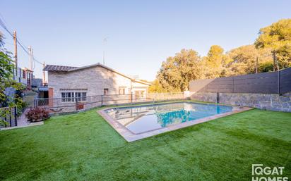 Piscina de Casa o xalet en venda en Sant Cugat del Vallès amb Aire condicionat i Piscina