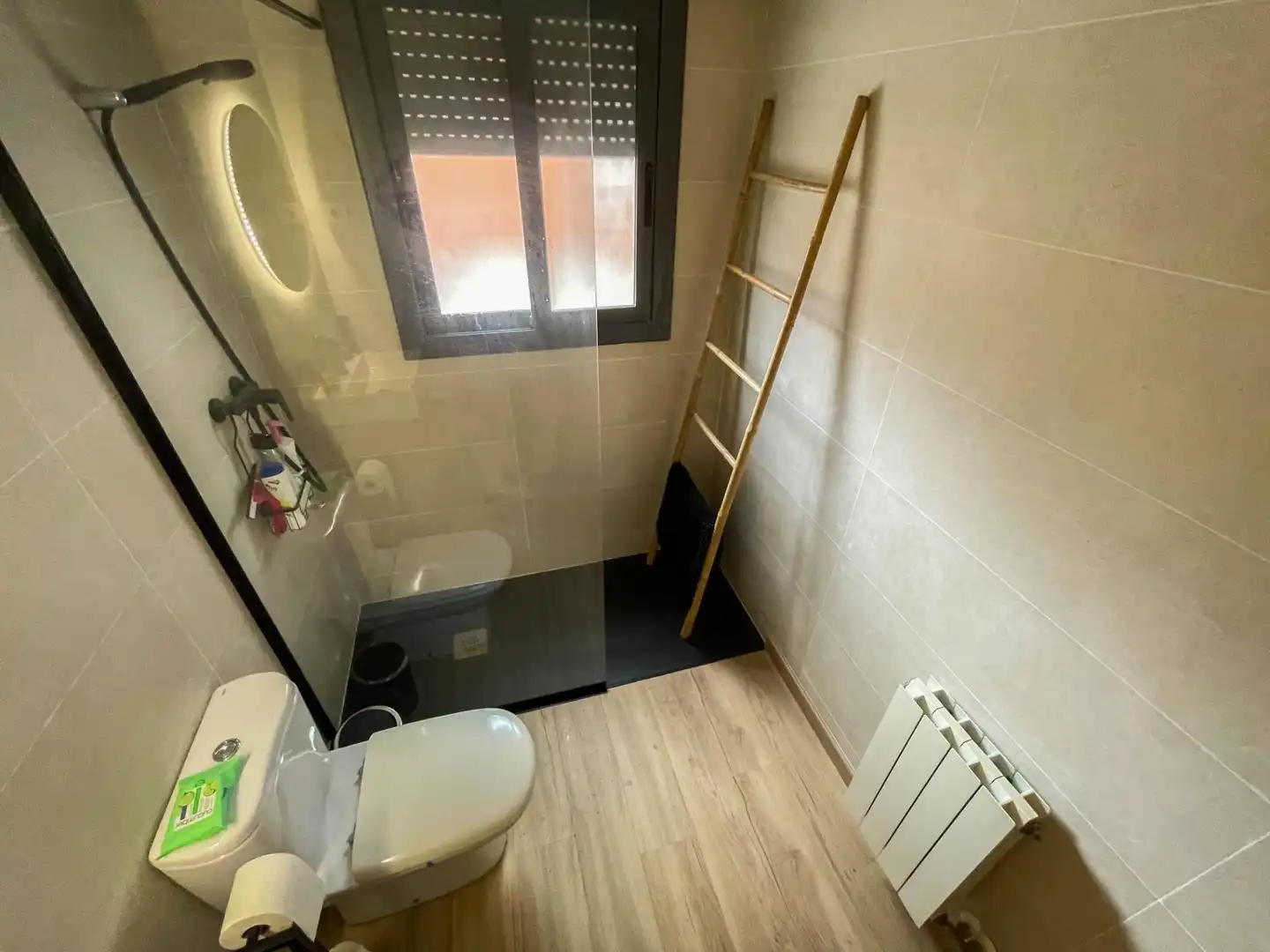 Baño de Piso en venta en Olesa de Montserrat con Calefacción, Parquet y Amueblado