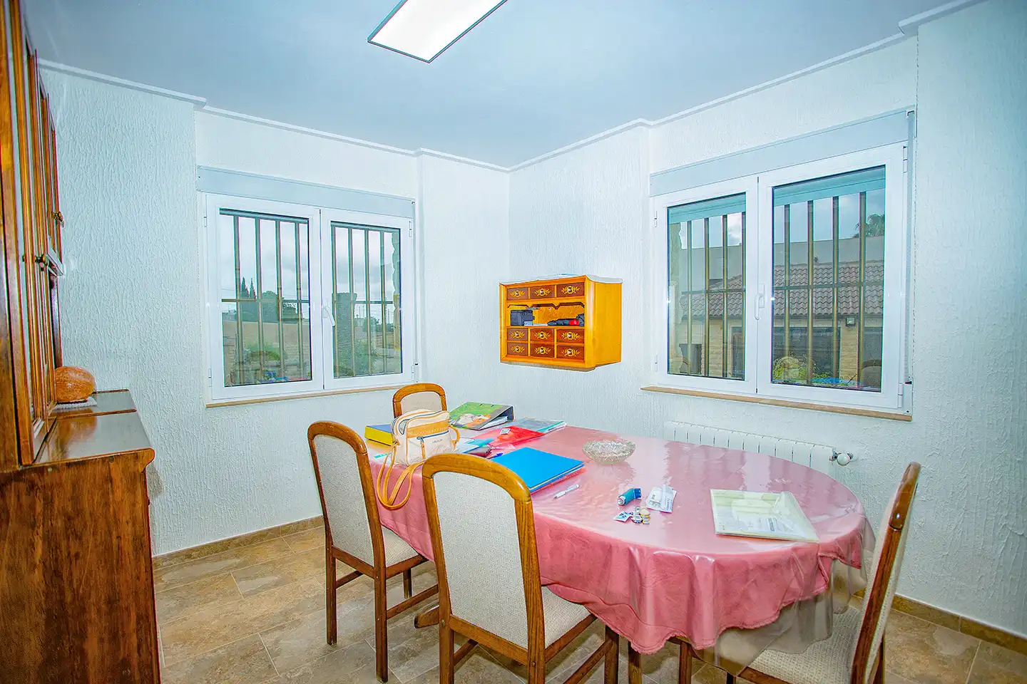 Comedor de Finca rústica en venta en Aspe con Aire acondicionado, Calefacción y Jardín privado