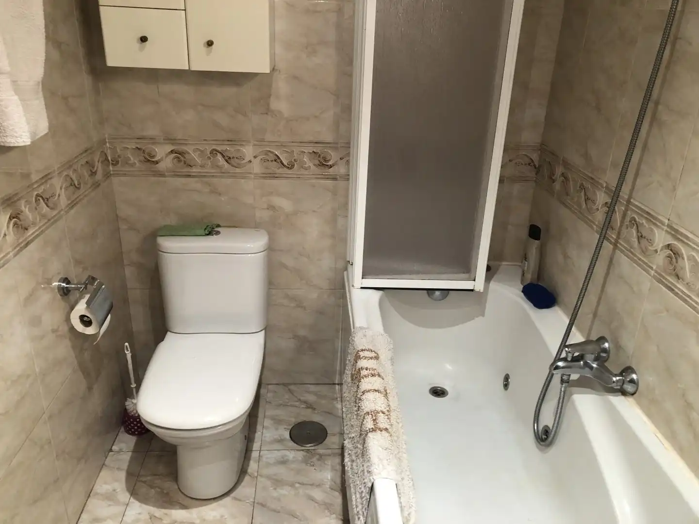 Bany de Pis en venda en Segovia amb Calefacció i Balcó