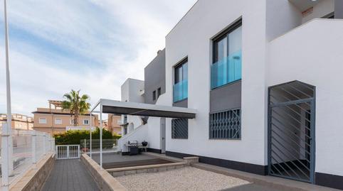 Foto 3 de Apartament en venda a Calle Jumilla, Los Balcones - Los Altos, Alicante