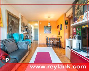Living room of Flat for sale in San Fernando de Henares  with Air Conditioner, Heating and Parquet flooring