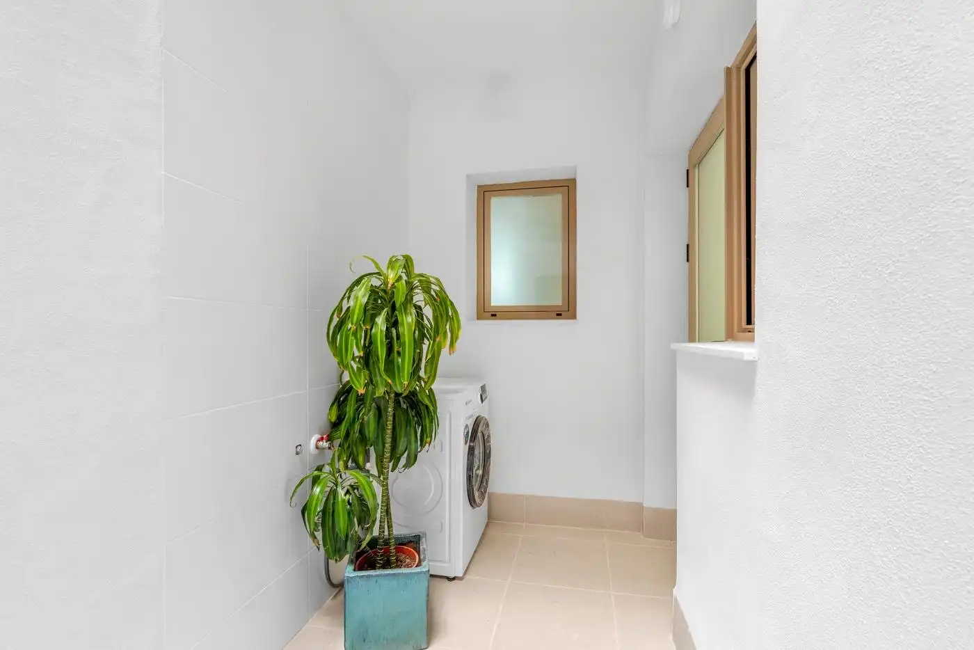 Ground floor for sale in Jacarilla  with Terrace, Storage room and Community pool