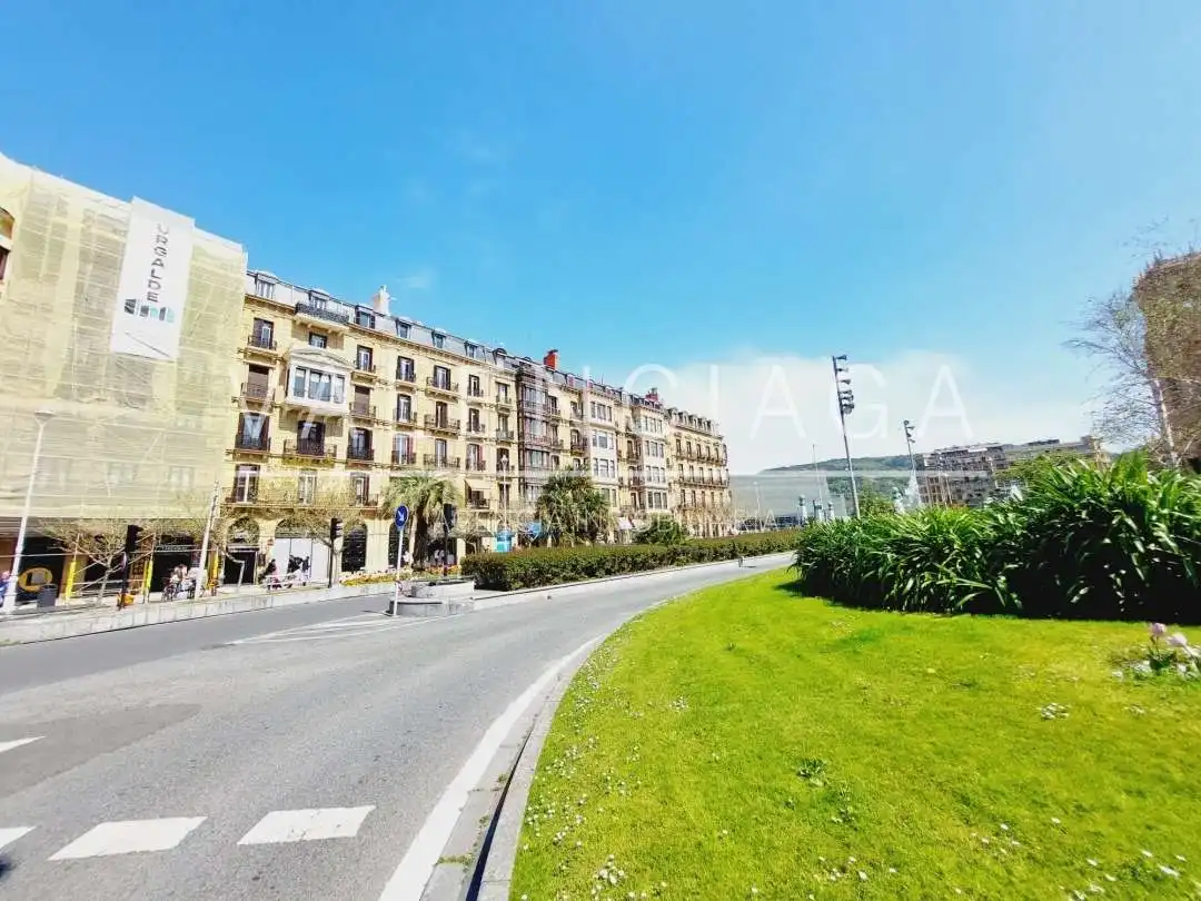 Pis amb terrassa de lloguer a Okendo Kalea
