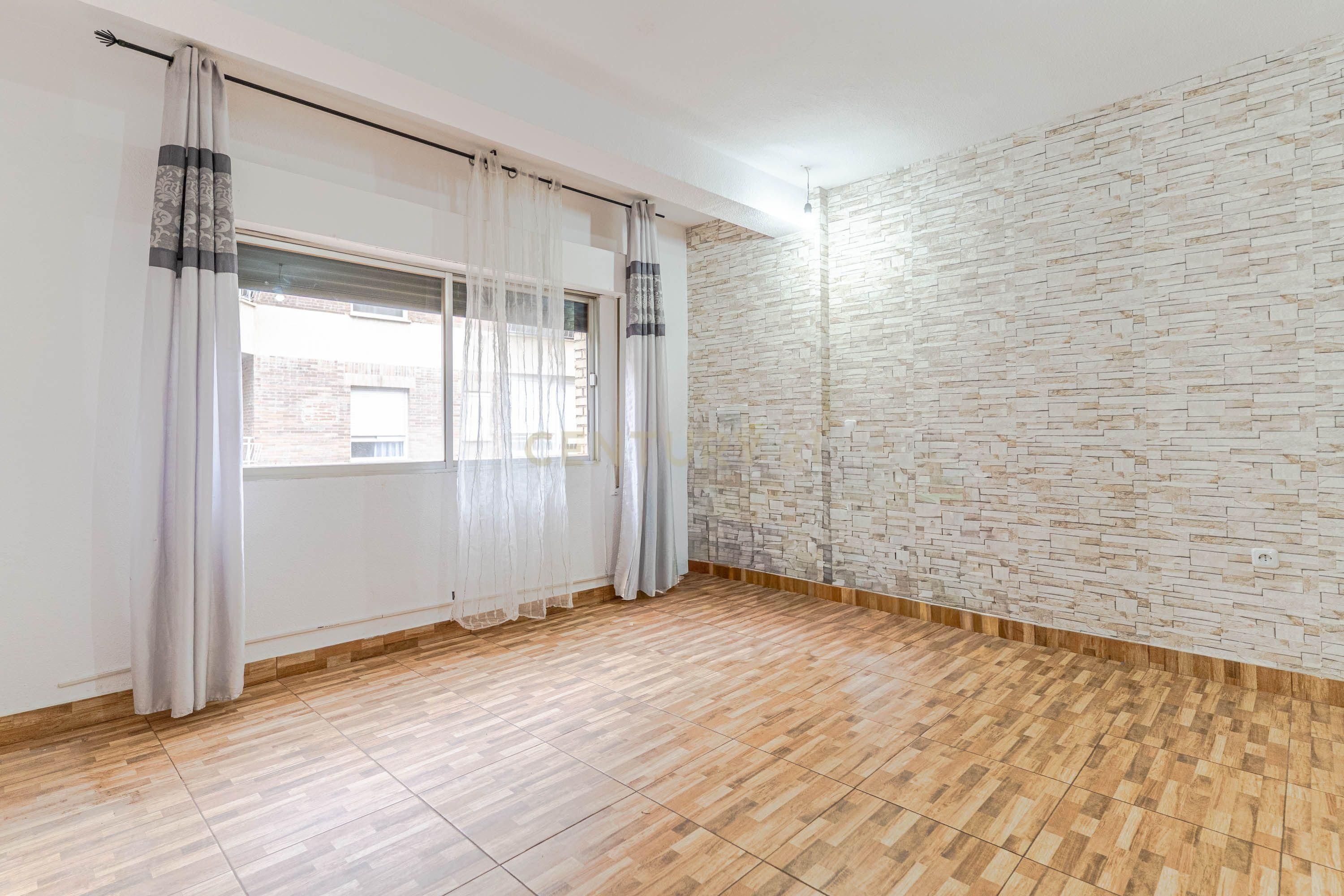 Dormitori de Pis en venda en Maracena amb Aire condicionat i Balcó