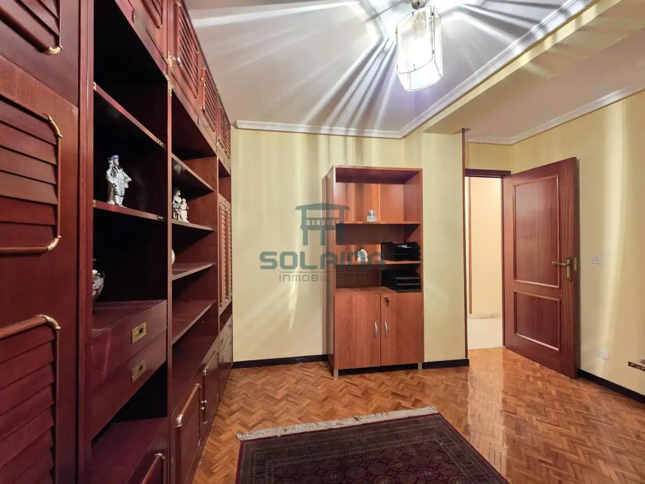 Piso en venta en Ourense Capital  con Calefacción, Trastero y Amueblado