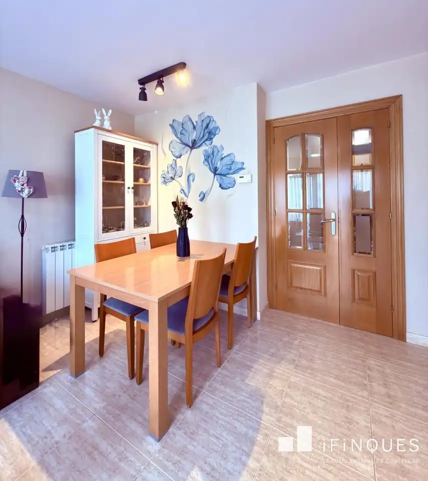 Dining room of Flat for sale in Castellar del Vallès  with Heating, Balcony and Internet