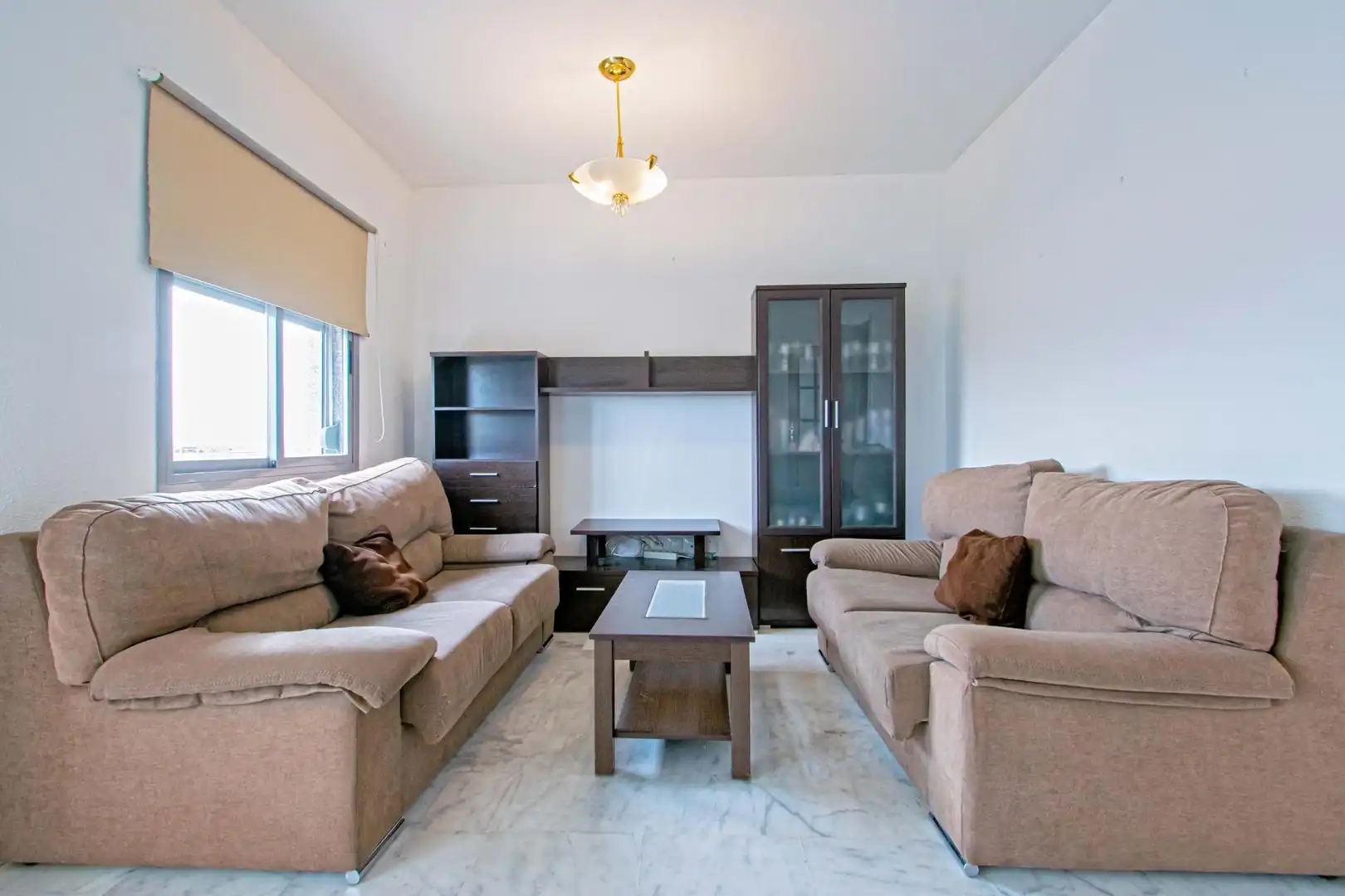 Living room of Flat for sale in Sevilla  with Air Conditioner, Storage room and Balcony