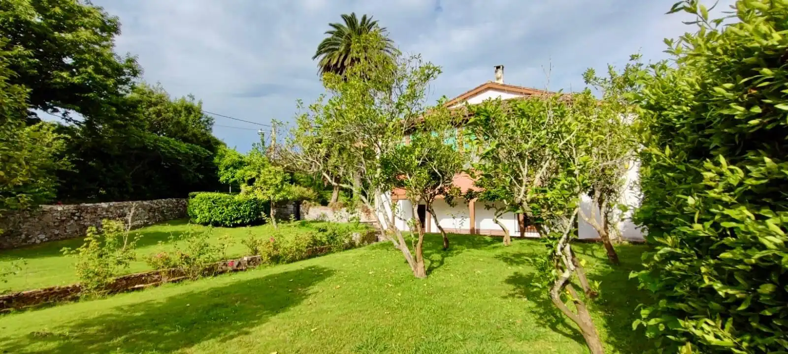 Jardín de Casa o chalet en venta en Llanes con Calefacción y Jardín privado