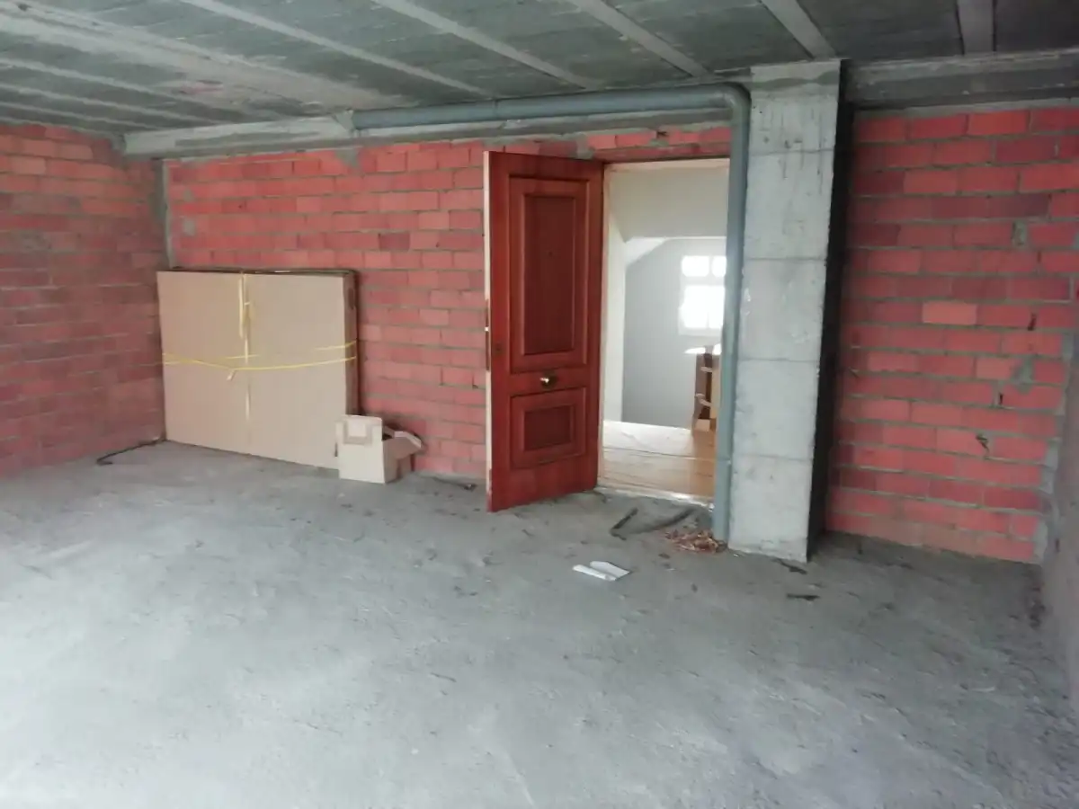 Local en venta en Carballo
