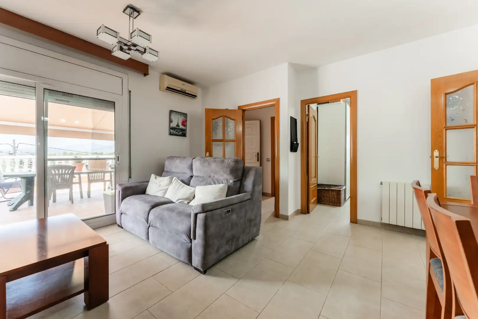 Sala d'estar de Casa o xalet en venda en Lliçà d'Amunt amb Calefacció, Jardí privat i Terrassa