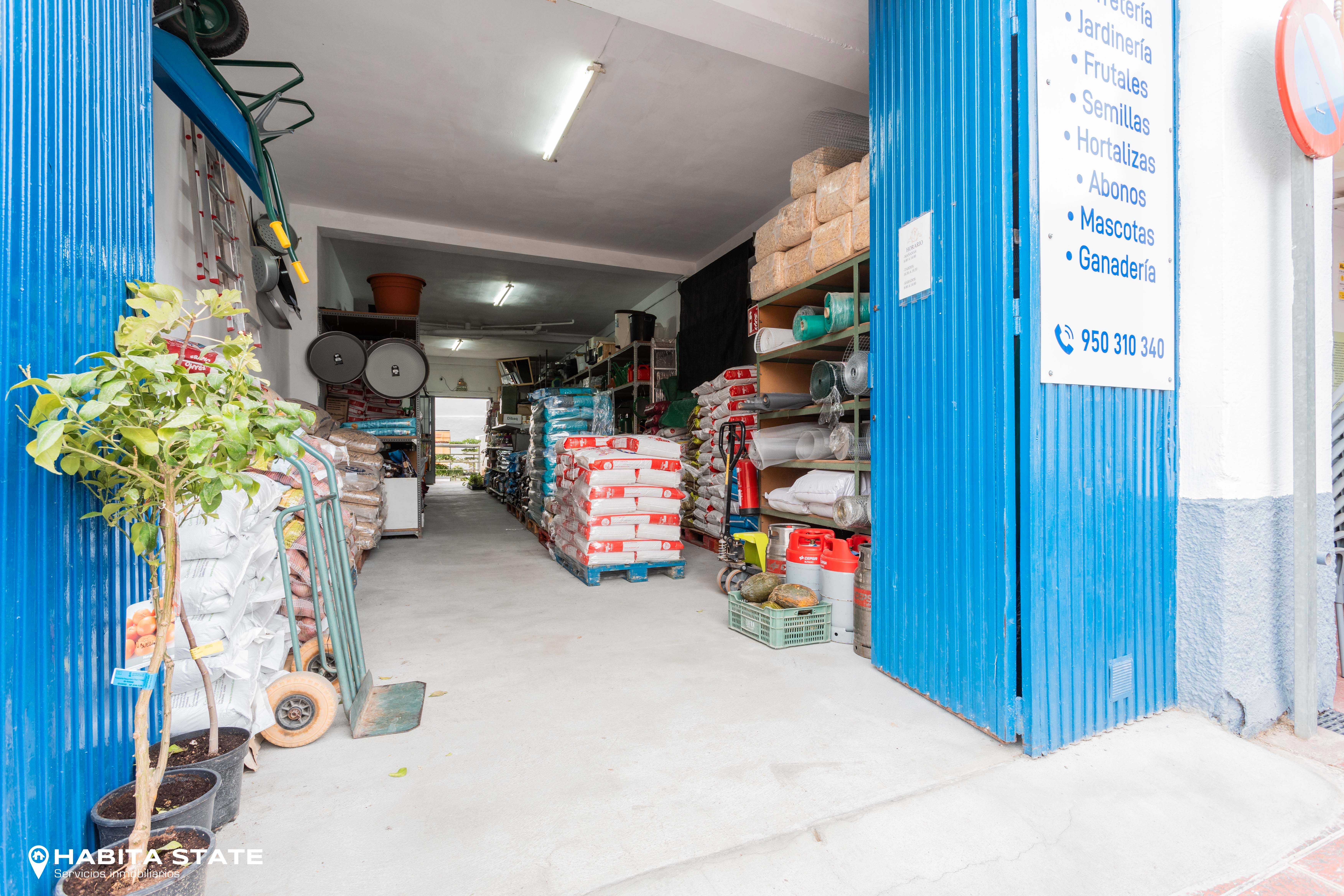 Local en venda en Benahadux amb Moblat, Internet i Alarma