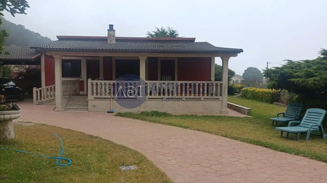 Casa con jardín en venta en Oia, imagen 2