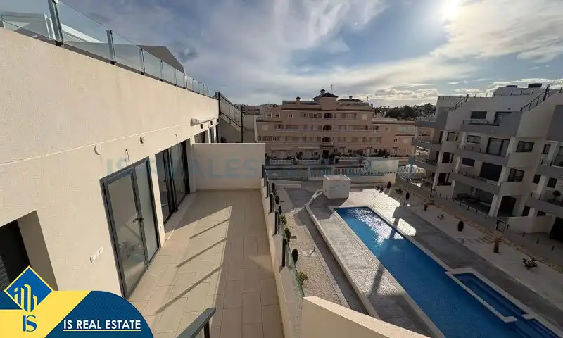 Apartamento con piscina en venta en Orihuela Costa, imagen 4