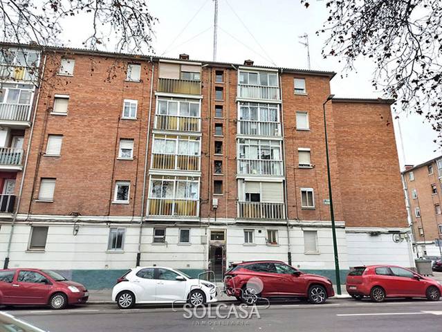 Piso en Venta en Paseo Prado de la Magdalena en Hospital