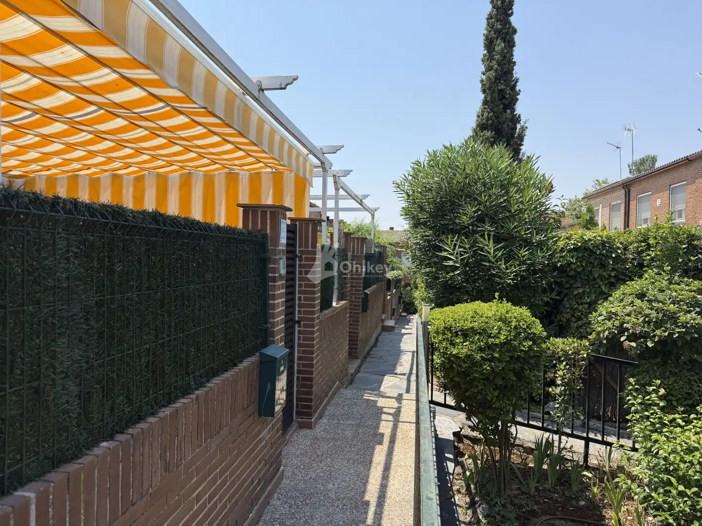 Terrassa de Casa adosada en venda en Majadahonda amb Aire condicionat, Calefacció i Jardí privat