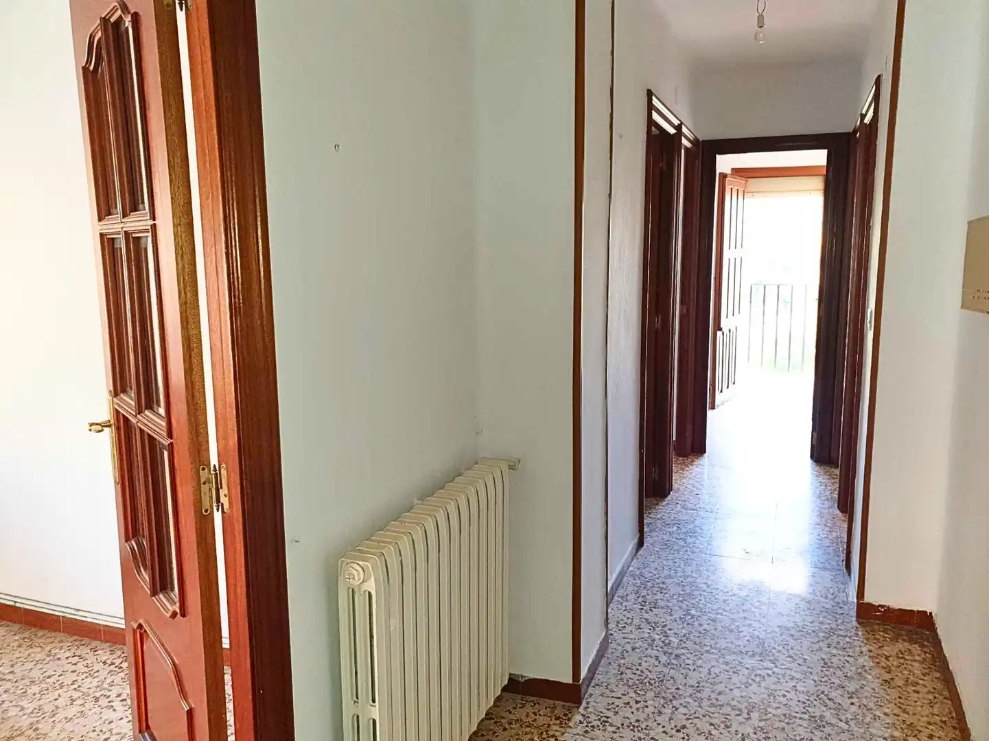 Wohnung zum Verkauf in Ibdes mit Heizung und Terrasse