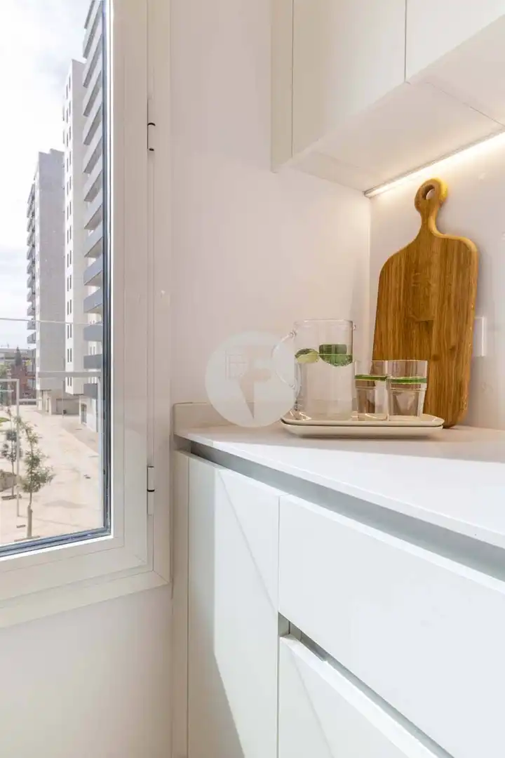 Cocina de Piso de alquiler en L'Hospitalet de Llobregat con Aire acondicionado, Calefacción y Terraza