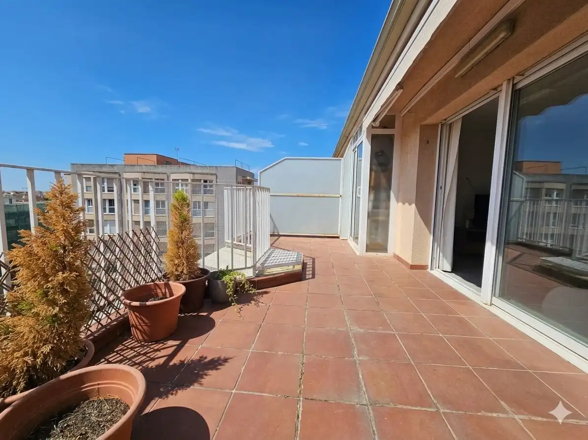 Terrace of Attic for sale in Terrassa  with Air Conditioner, Heating and Parquet flooring