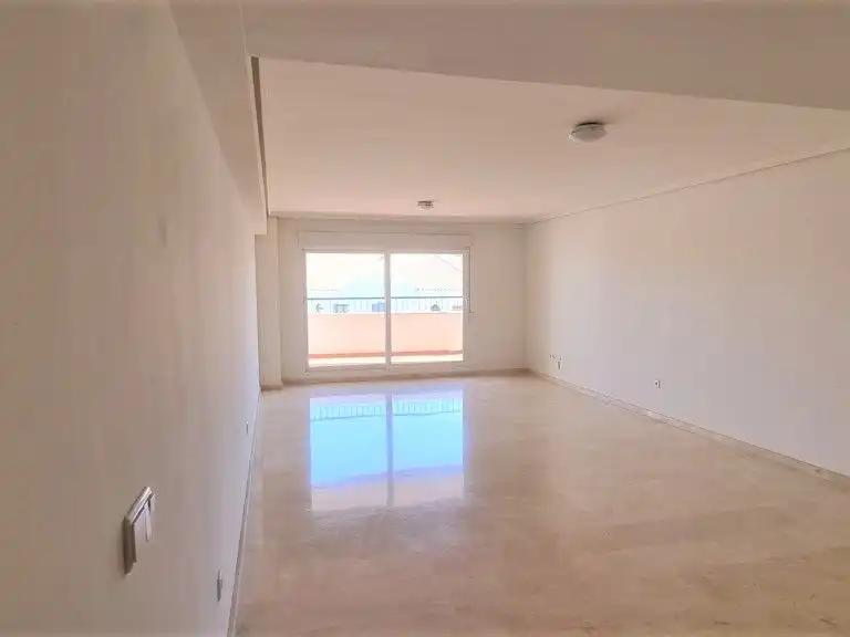 Sala d'estar de Apartament de lloguer en San Pedro de Alcántara