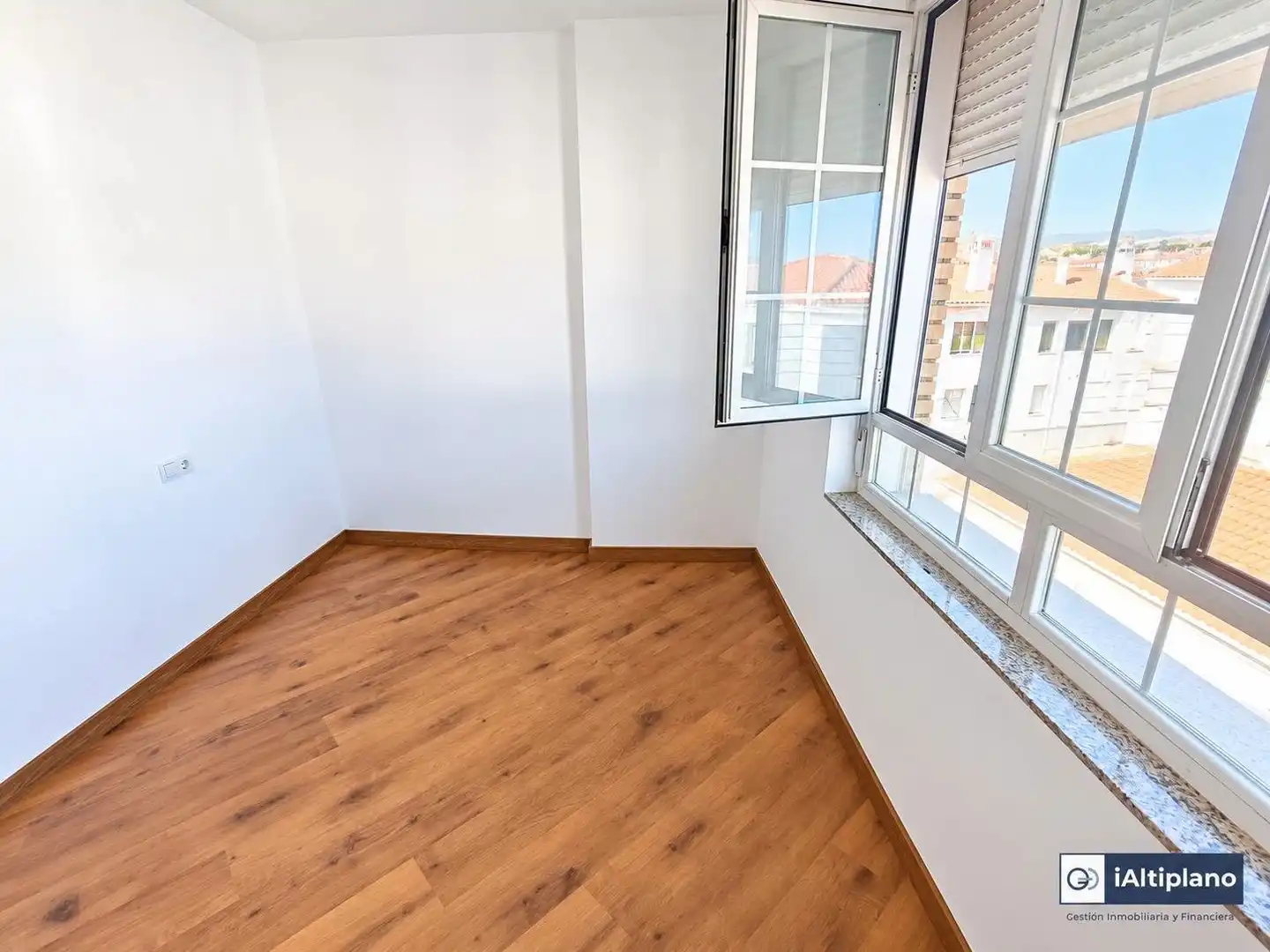 Piso con terraza en venta en Baza, imagen 7