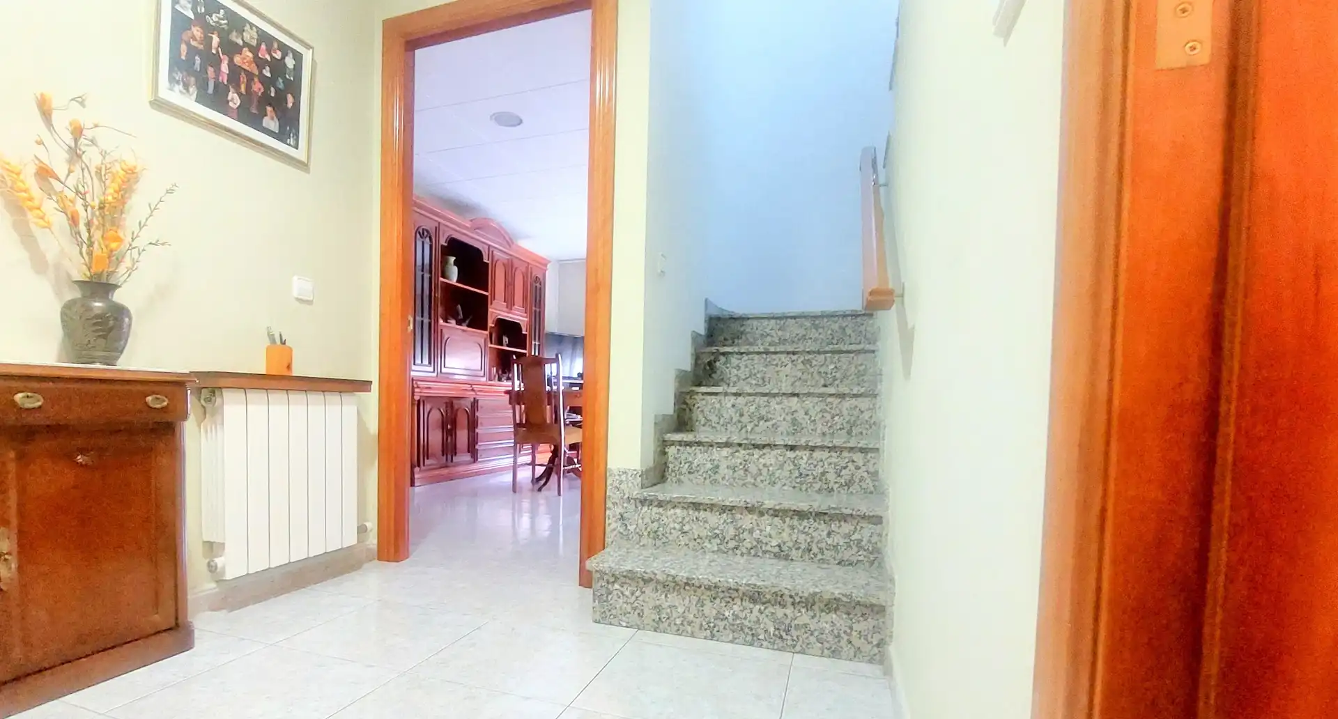 Casa a schiera con terrazza in vendita a Carrer Bisbe Valls, imagen 9