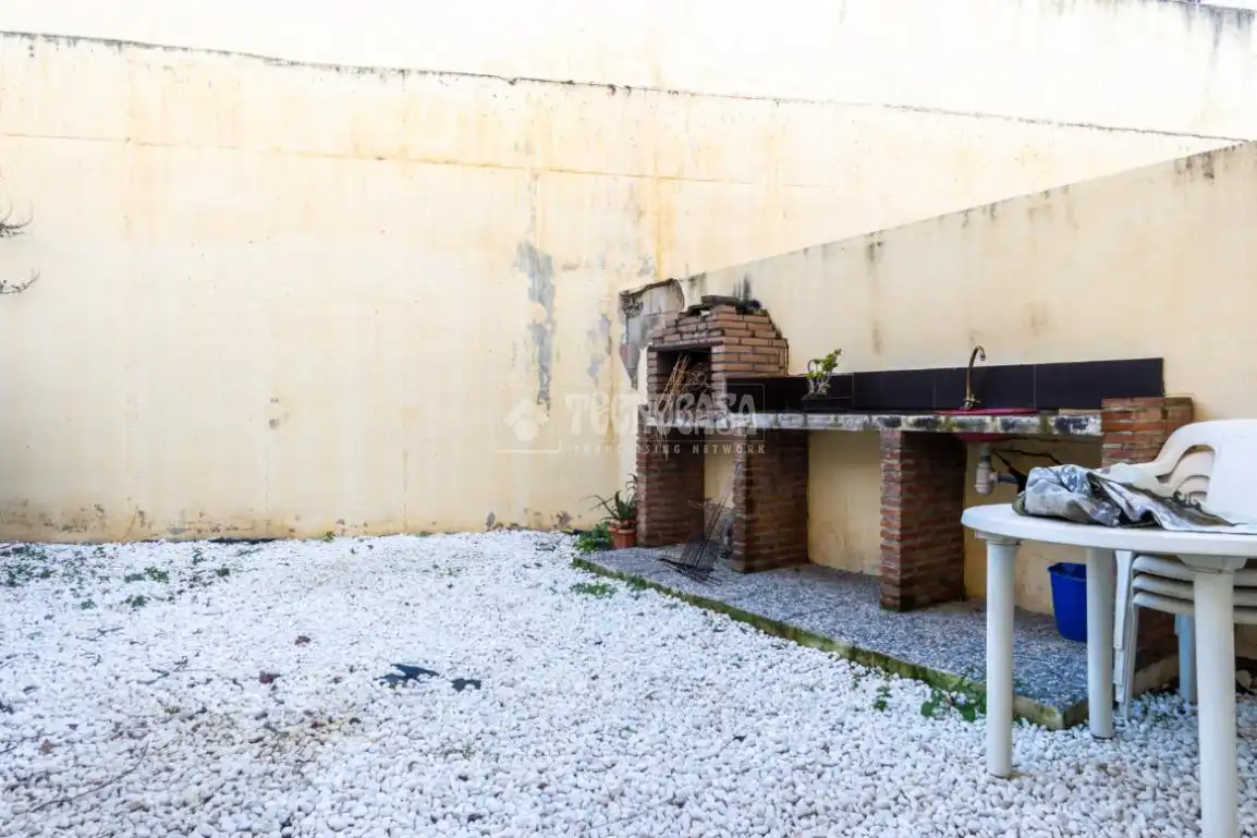 Jardí de Casa adosada en venda en Cenes de la Vega amb Terrassa