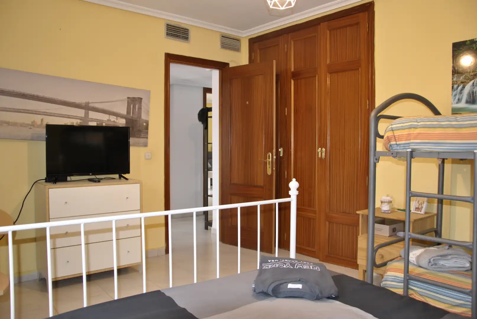 Habitación de Ático en venta en Plasencia con Aire acondicionado, Calefacción y Terraza