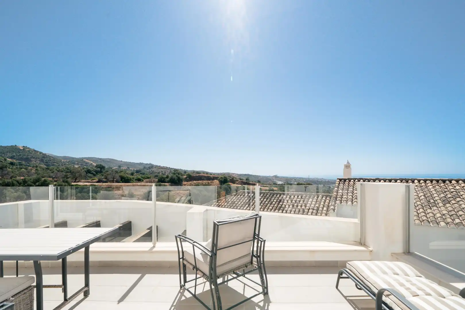 Terrasse von Maisonette zur Miete in Marbella mit Klimaanlage, Heizung und Privatgarten