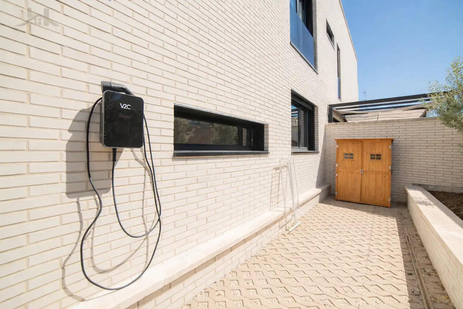 Außenansicht von Haus oder Chalet zum Verkauf in Boadilla del Monte mit Klimaanlage, Heizung und Privatgarten