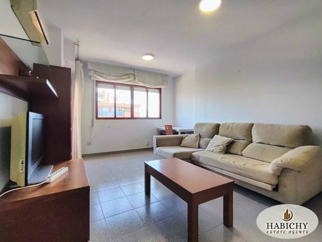 Apartamento en Alquiler en De Los Rectores en El Puntal