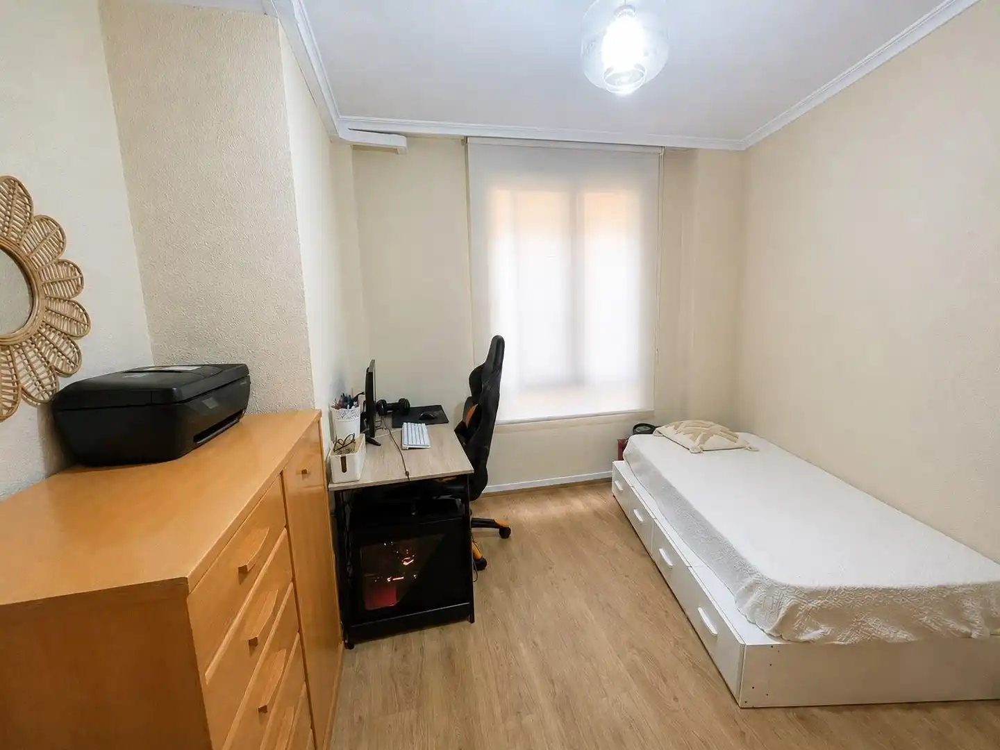 Dormitori de Apartament en venda en Alicante / Alacant amb Aire condicionat, Traster i Alarma