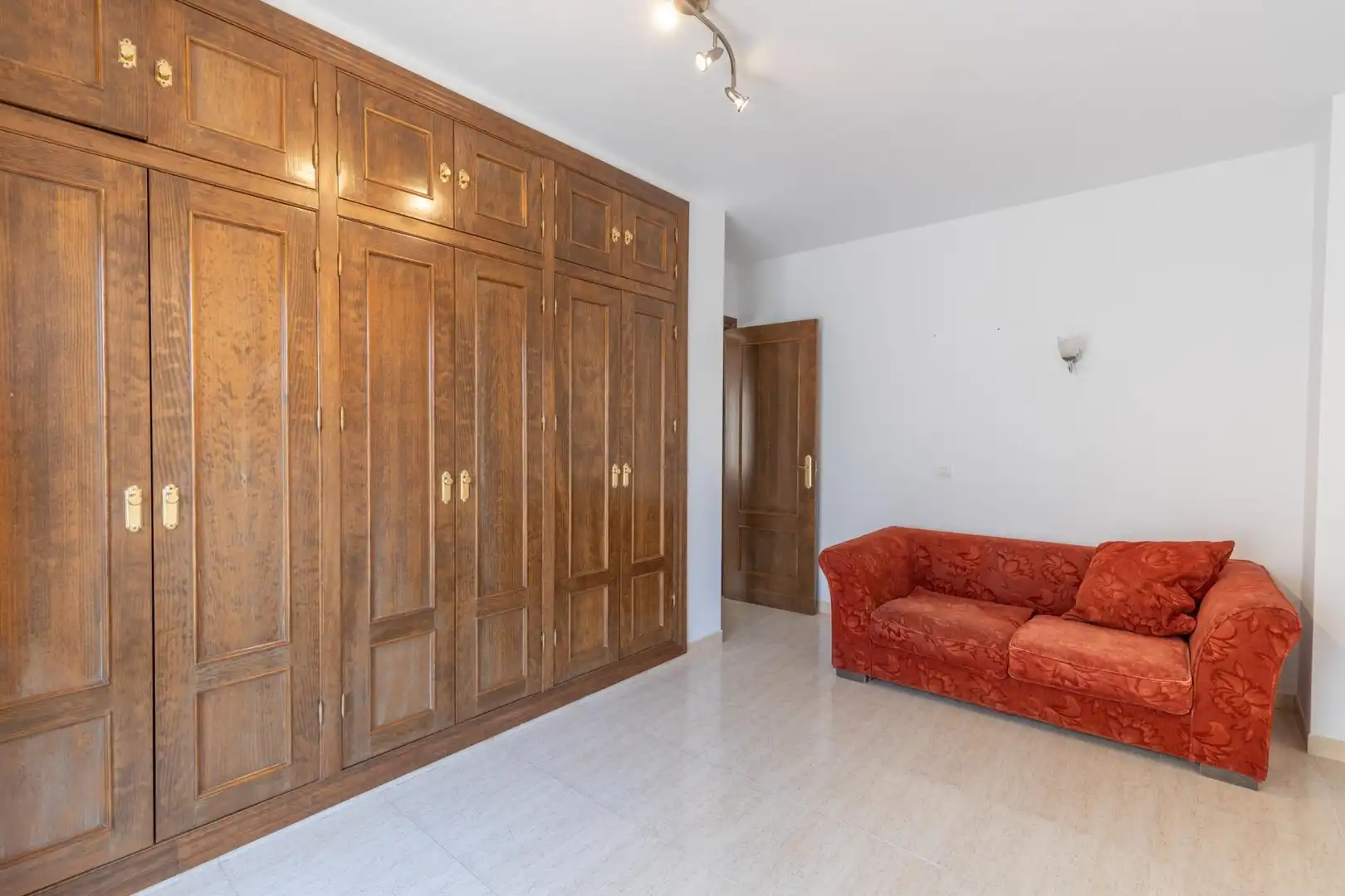 Habitación de Casa adosada en venta en Íllora con Aire acondicionado, Jardín privado y Terraza