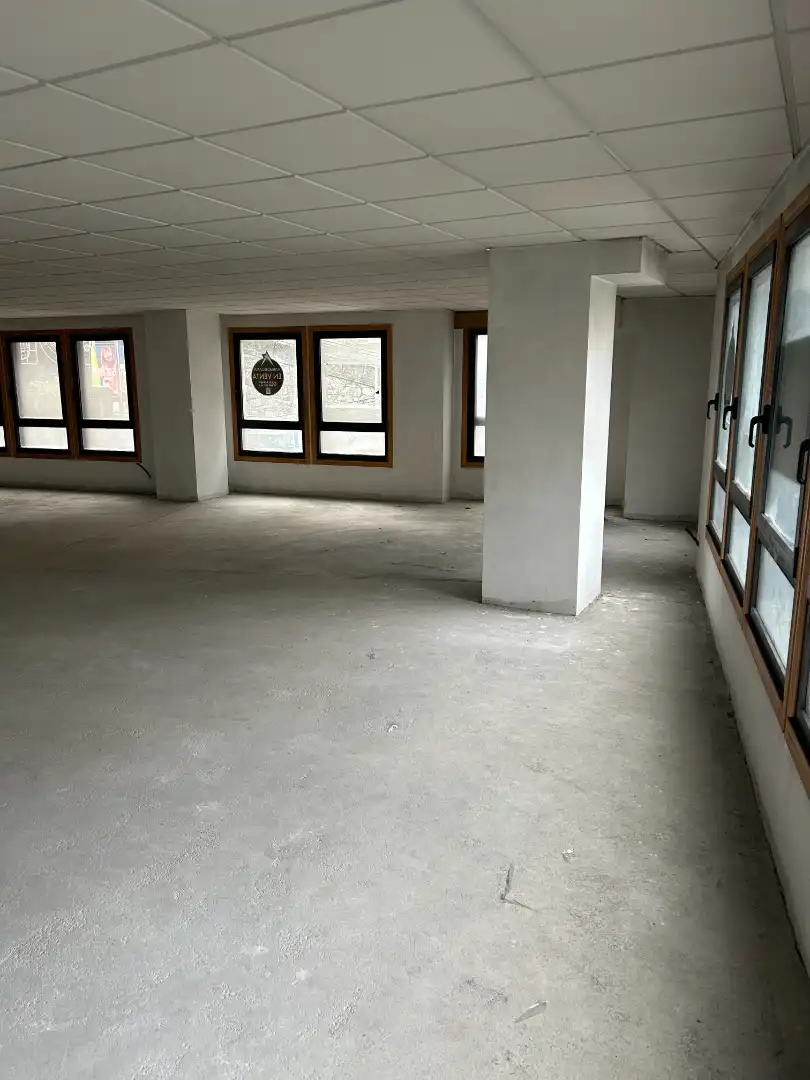 Local comercial en venda a Rúa de Urzáiz, imagen 3