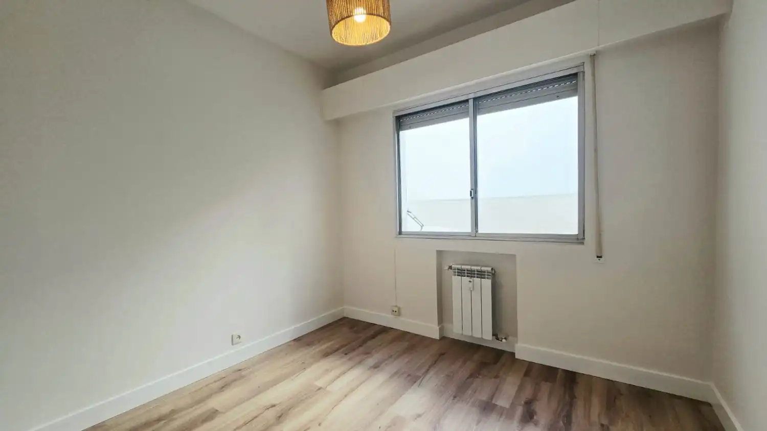 Flat with terrace to rent in del General Pardiñas, imagen 21