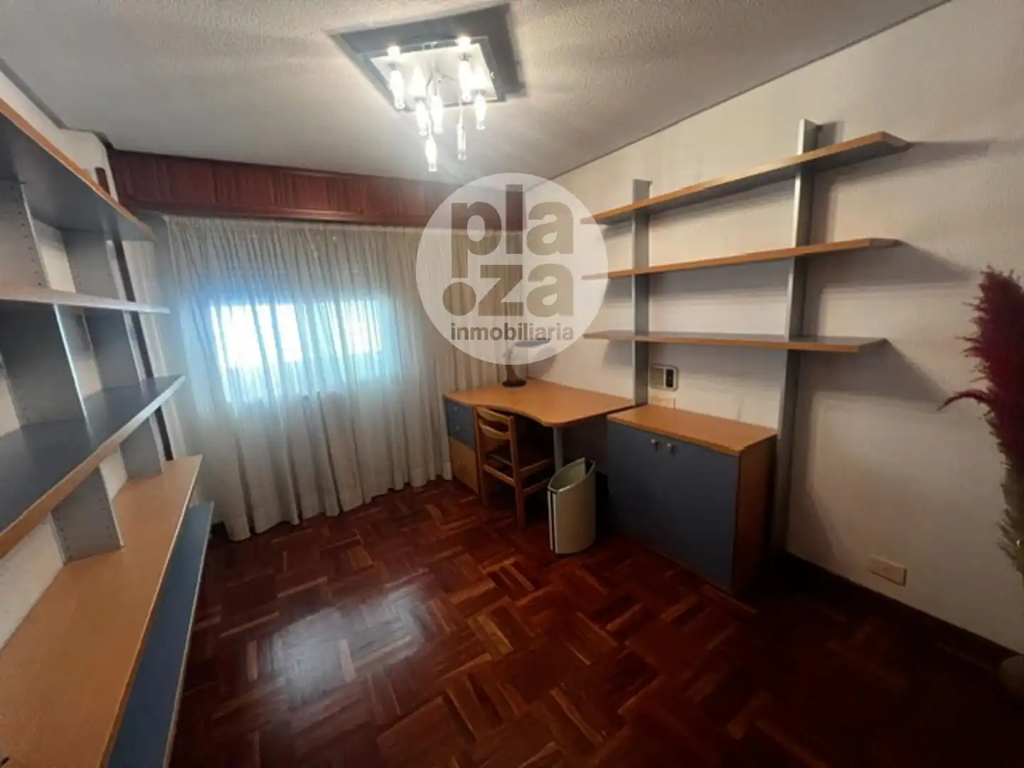 Schlafzimmer von Wohnung zur Miete in Burgos mit Heizung, Terrasse und Abstellraum