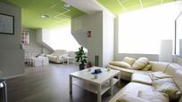 Living room of Premises for sale in  Madrid Capital