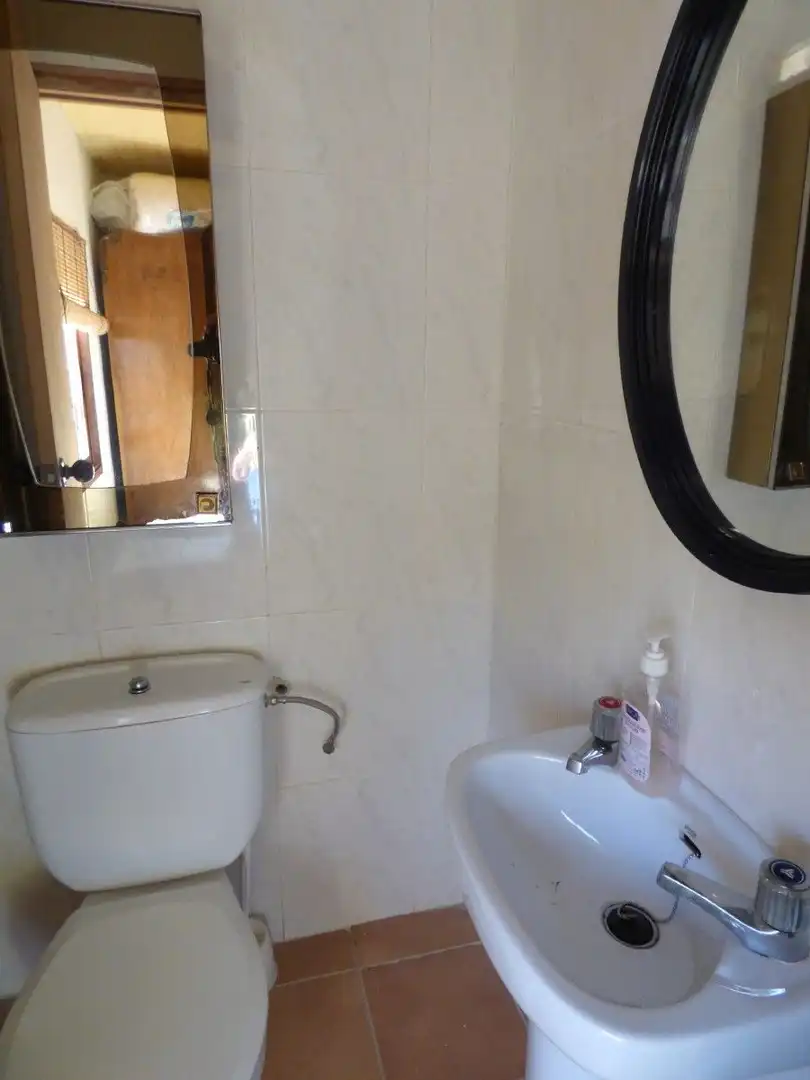 Bany de Casa o xalet en venda en Torremanzanas / La Torre de les Maçanes amb Jardí privat i Terrassa