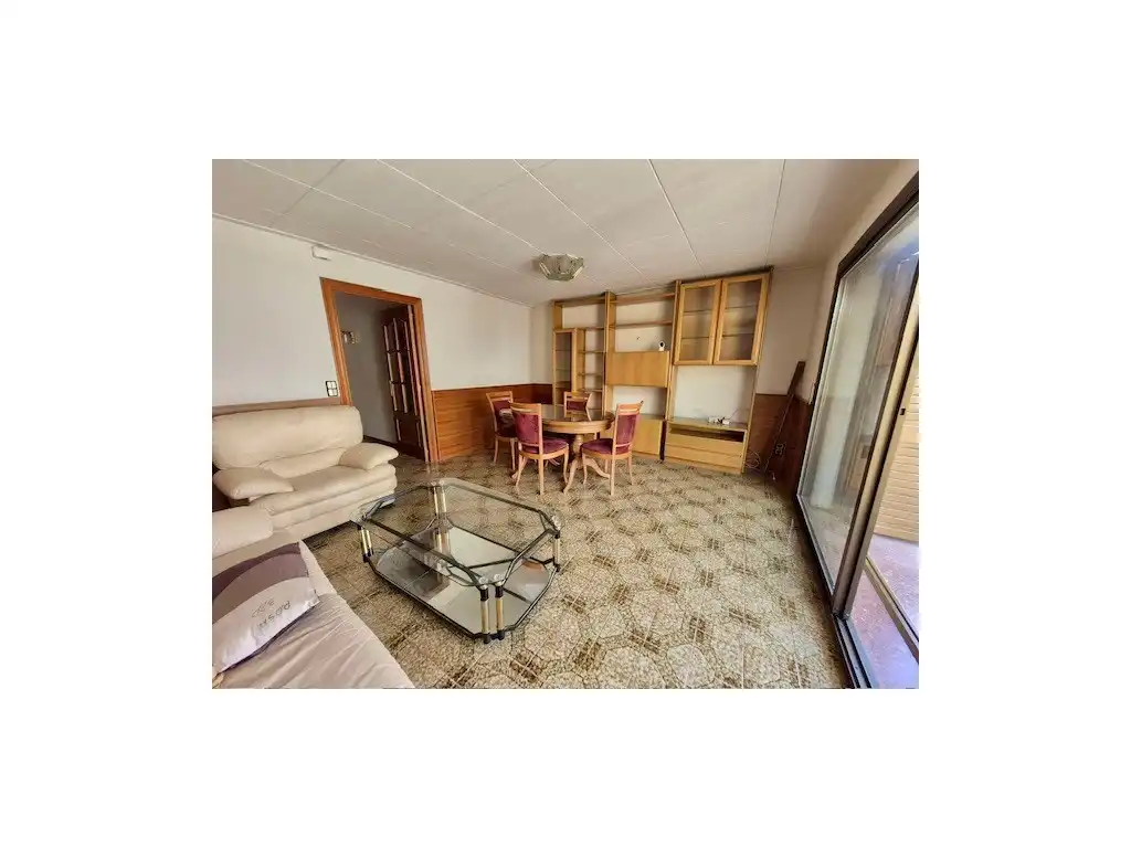 Piso con terraza en venta en Calle Colon