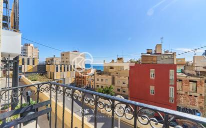 Vista exterior de Dúplex en venda en Alicante / Alacant amb Aire condicionat