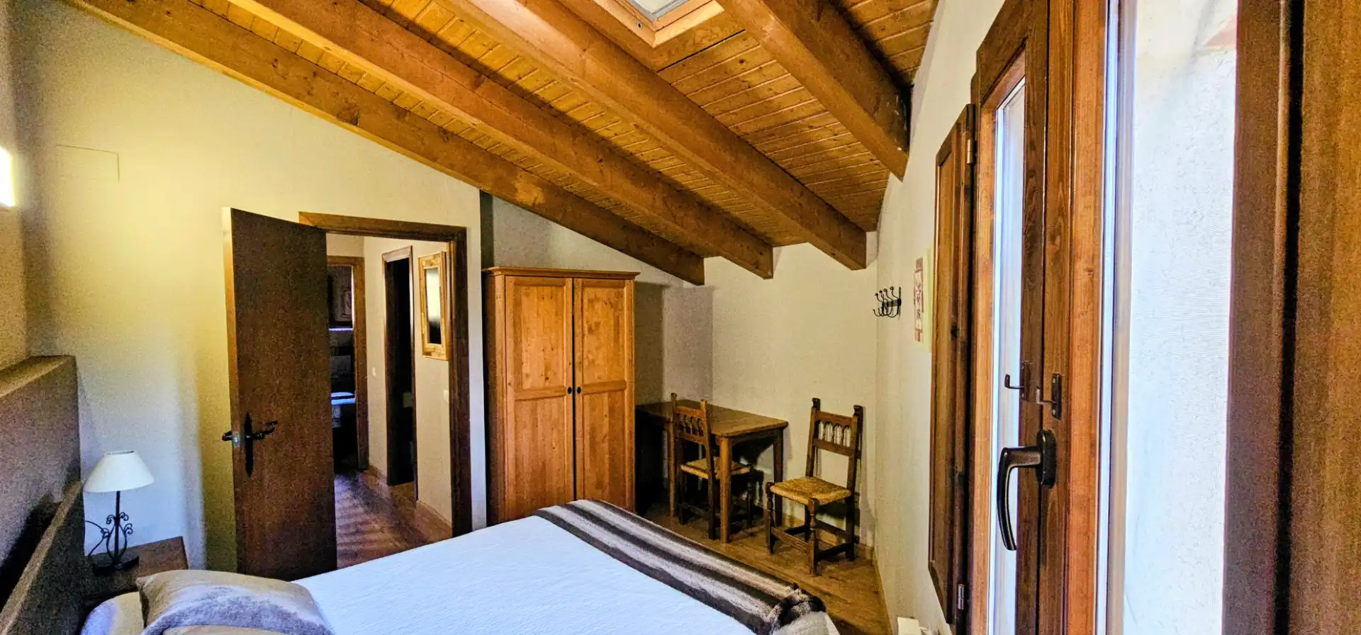 Habitación de Dúplex en venta en El Pont de Suert con Calefacción, Parquet y Amueblado