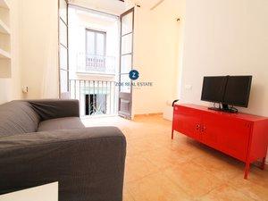 Exterior view of Flat to rent in  Barcelona Capital  with Air Conditioner, Furnished and Oven