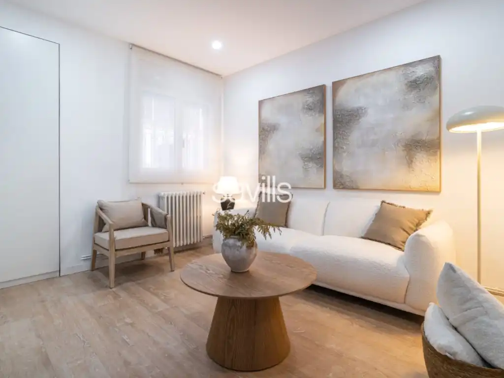 Living room of Apartments for sale in Barcelona