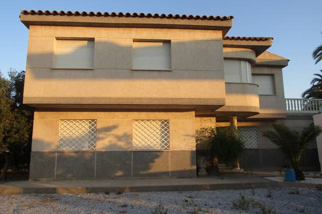 Casa-chalet en Venta en Tercia