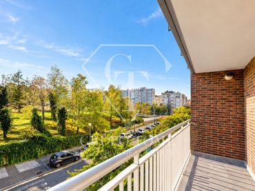 Piso con balcón en venta en Corsarios Vascos